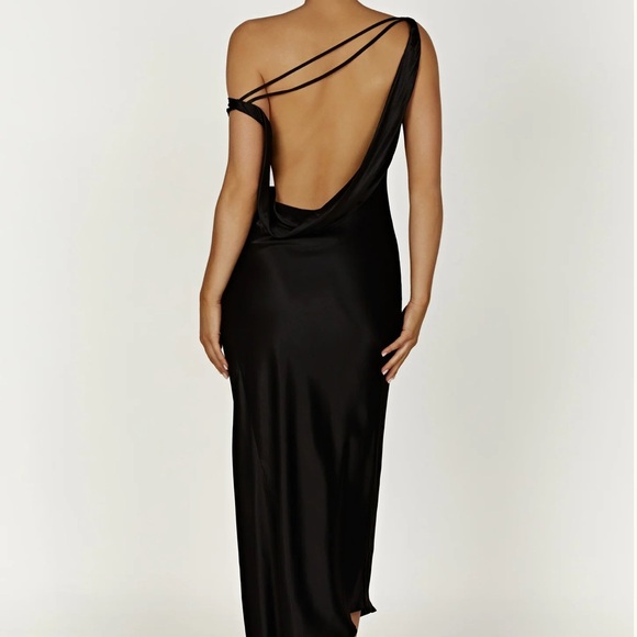 Meshki Black Maxi Dress - Picture 1 of 2
